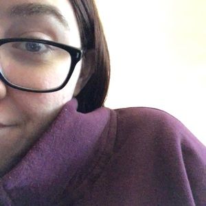 Meet your Posher, Cassandra